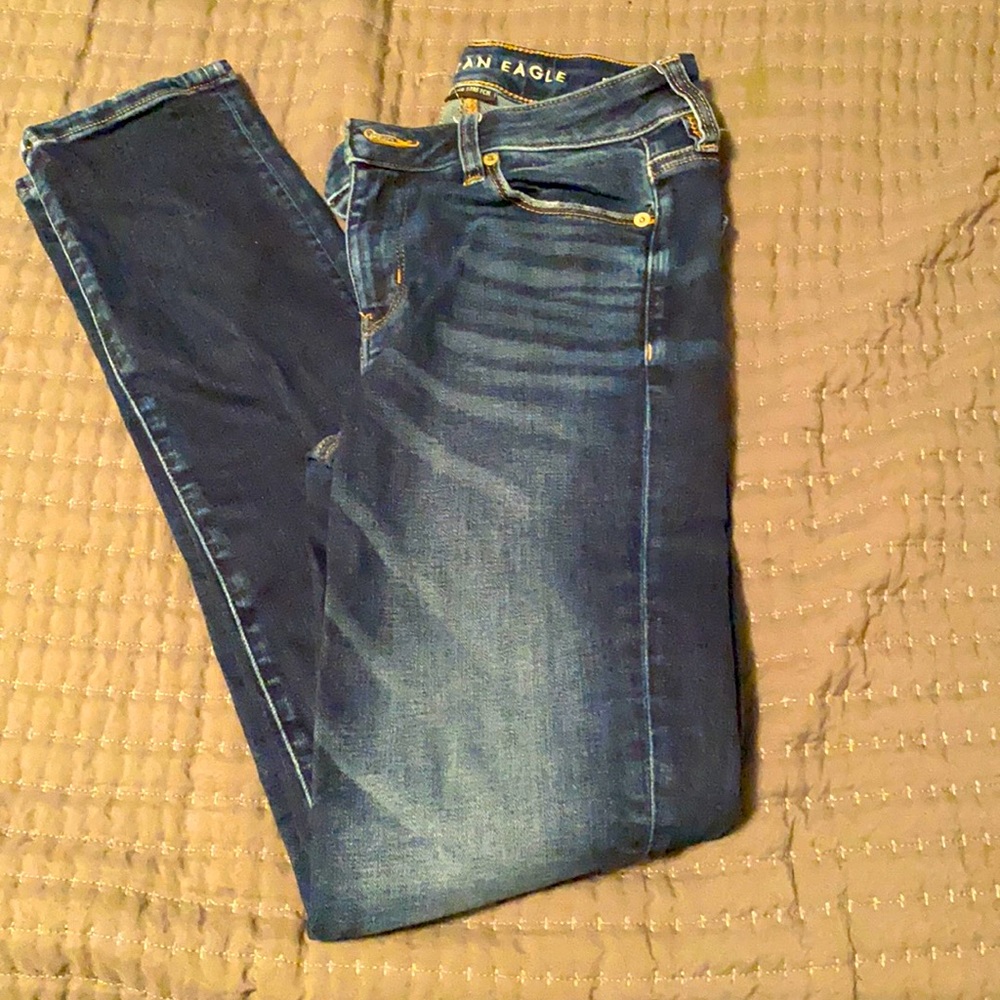 American eagle jeans! Size 0 but can fit a size 2